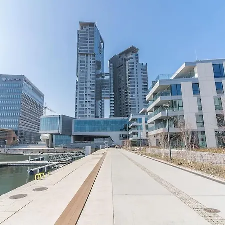 Urbannestgroup & 1 Sea Tower Apartment