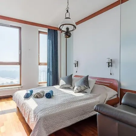 Urbannestgroup & 1 Sea Tower